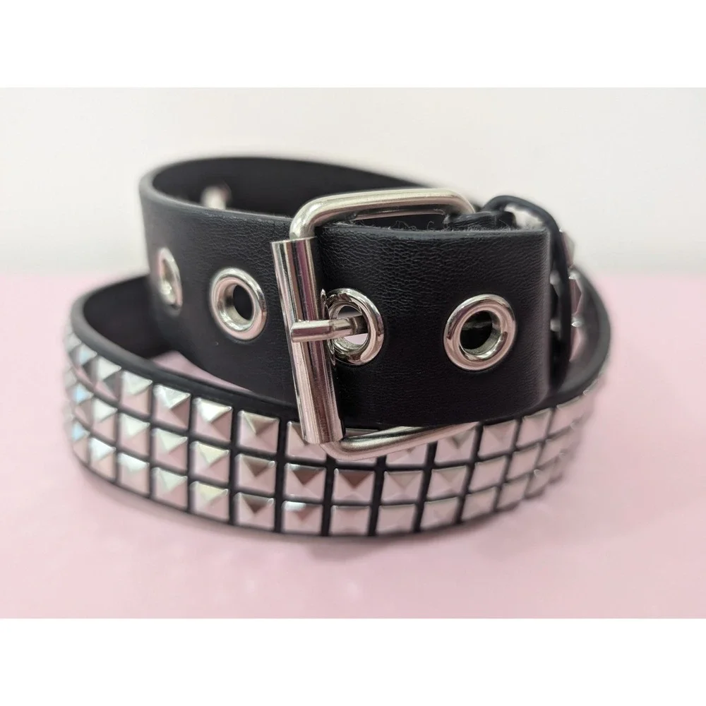 Y2K‎ Hot Topic Studded Belt 48